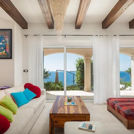 Seabreeze Villa Vis