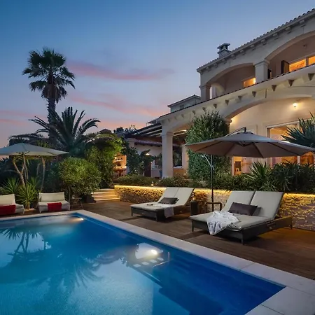 Seabreeze Villa